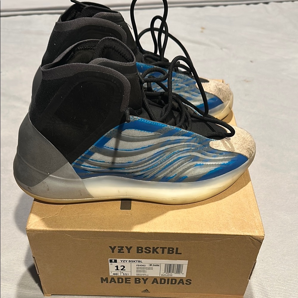 Adidas YZY BSKTBL Shoes in Black, Blue, and Gray